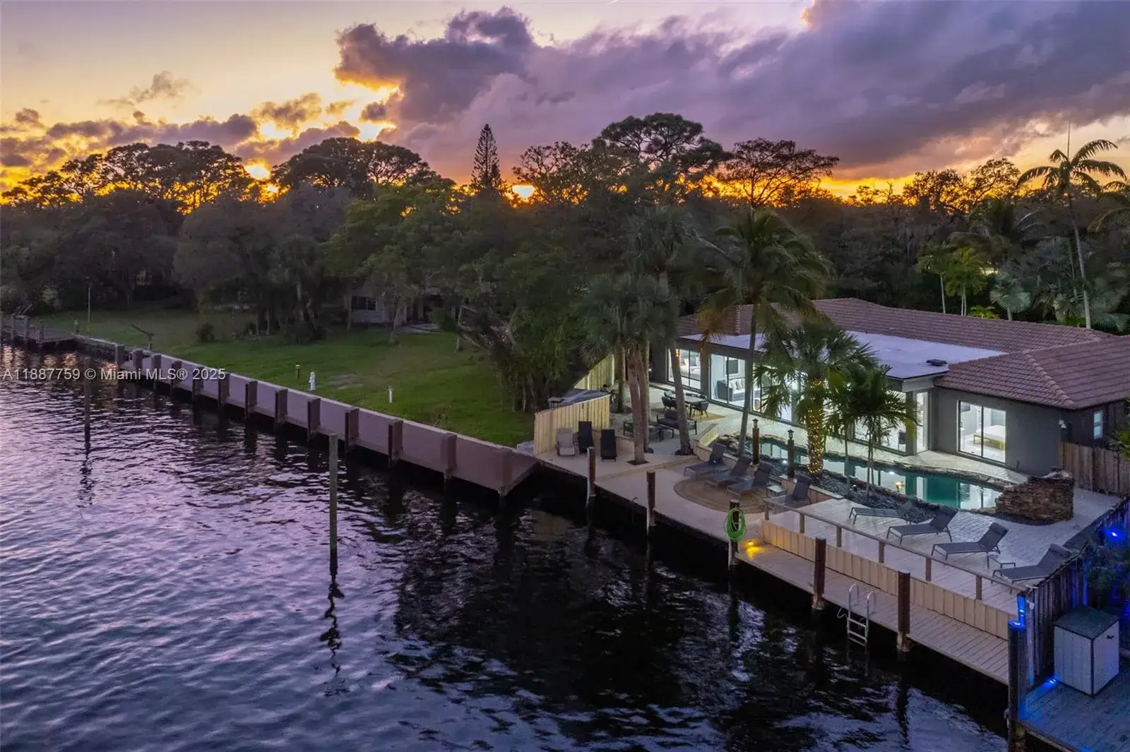 4 bedroom 3 bath Residential for sale at 1030 SW 14th Ter, Fort Lauderdale FL 33312