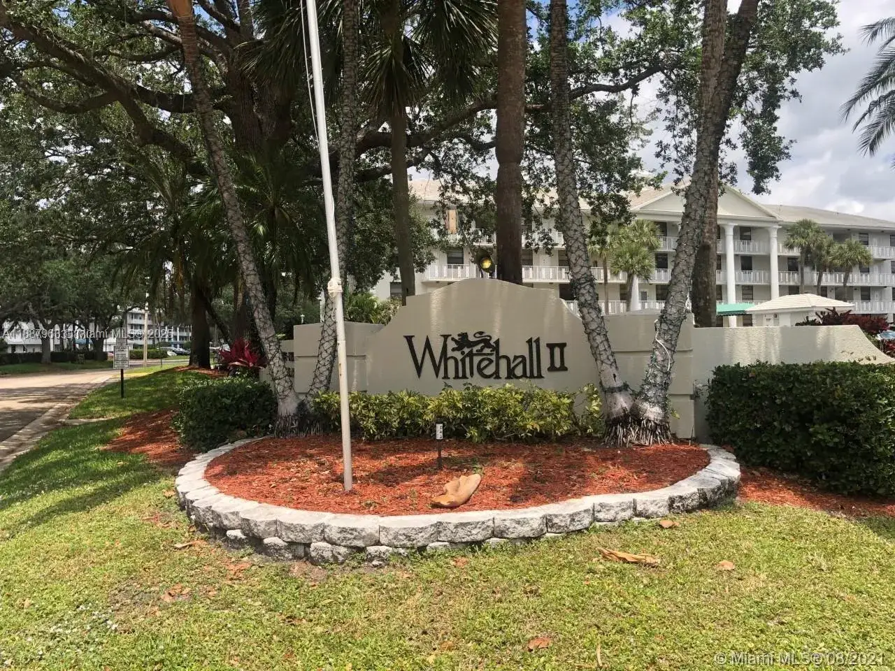 2 bedroom 2 bath Residential Lease for rent at 1715 Whitehall Dr # 404, Davie FL 33324