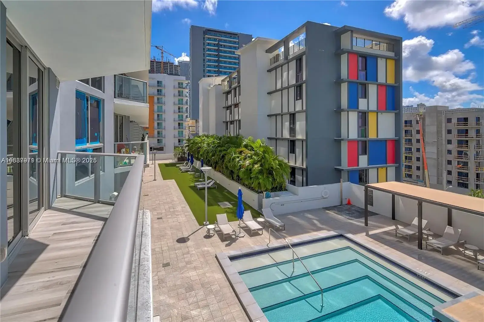 2 bedroom 2 bath Residential Lease for rent at 1010 SW 2nd Ave # 609, Miami FL 33130