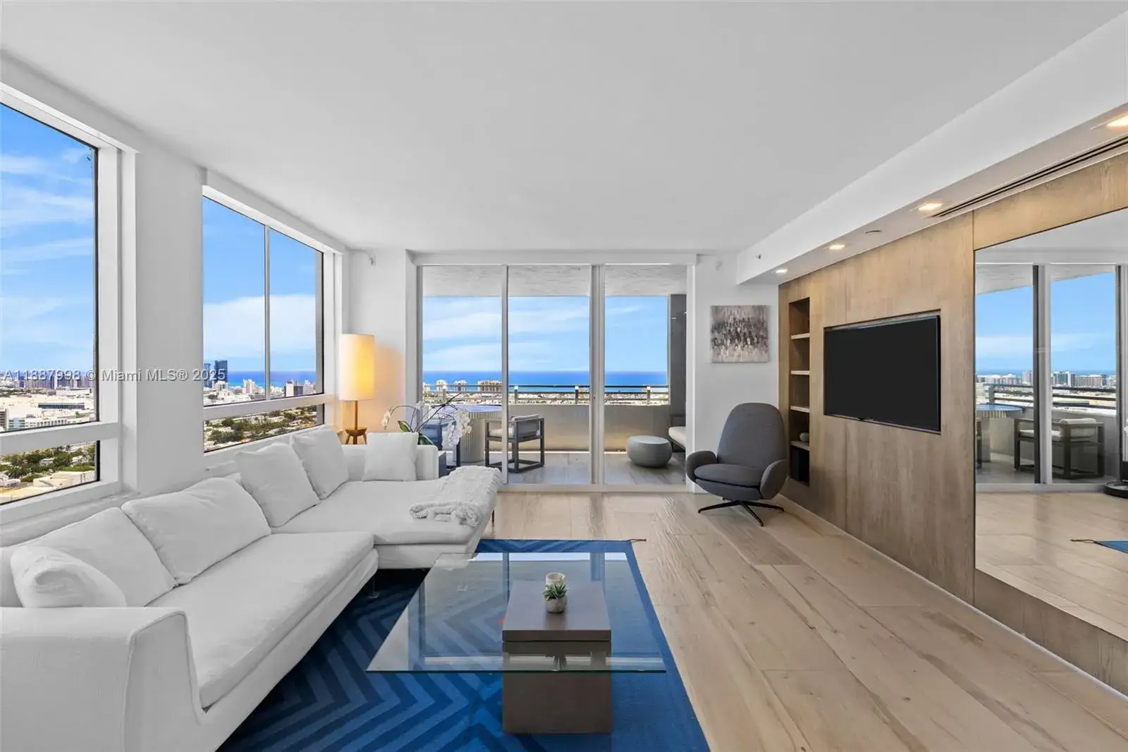 2 bedroom 2 bath Residential for sale at 1330 West Ave # 3407, Miami Beach FL 33139