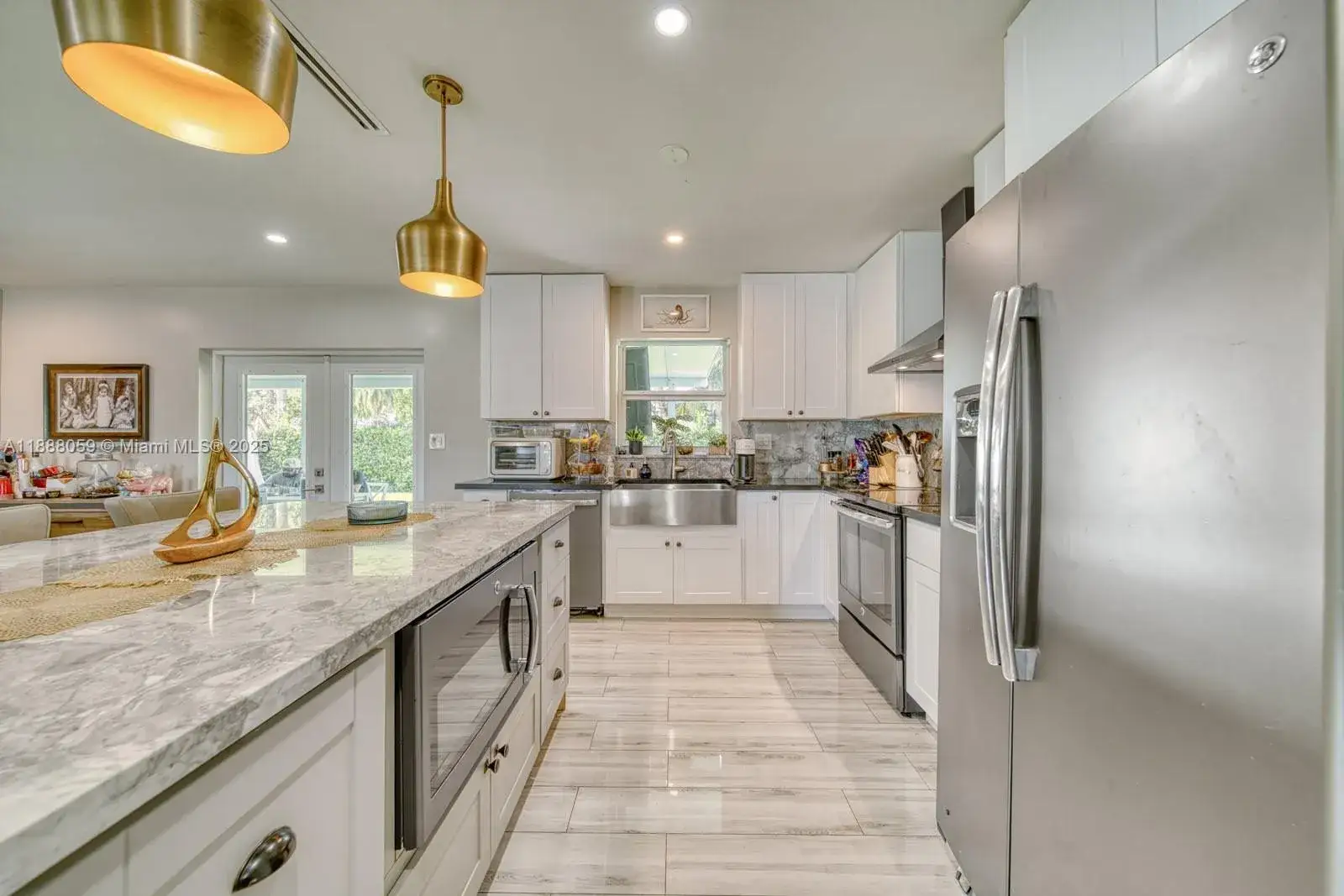 3 bedroom 2 bath Residential for sale at 9104 SW 180th St, Palmetto Bay FL 33157