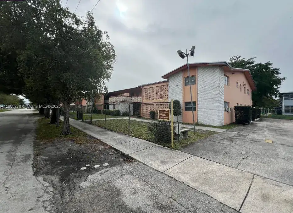 1 bath Residential for sale at 19080 NE 3rd Ct # 312, Miami FL 33179