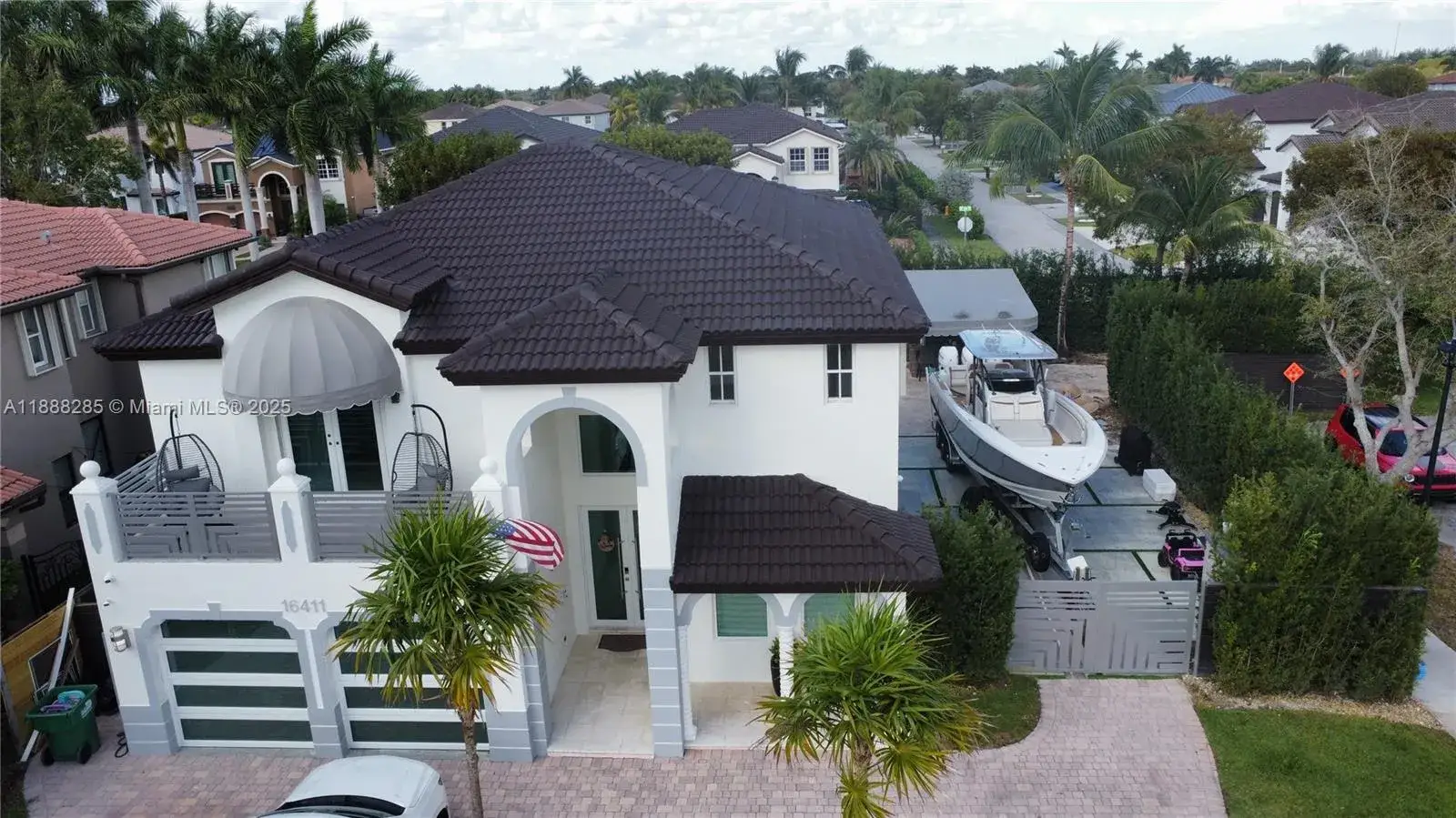 5 bedroom 3 bath Residential for sale at 16411 SW 60th Ter, Miami FL 33193