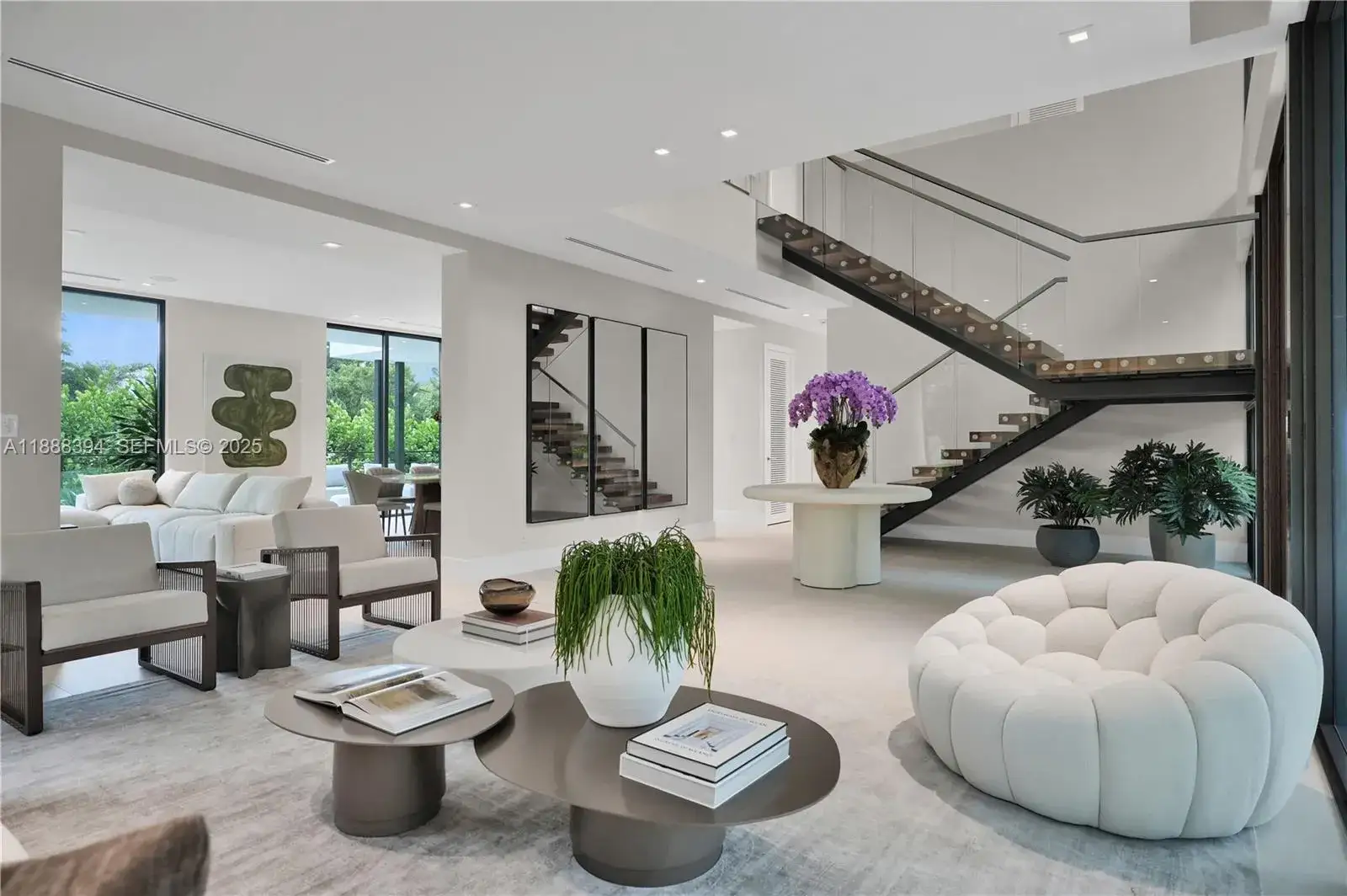 5 bedroom 5 bath Residential for sale at 100 Hampton Ln, Key Biscayne FL 33149