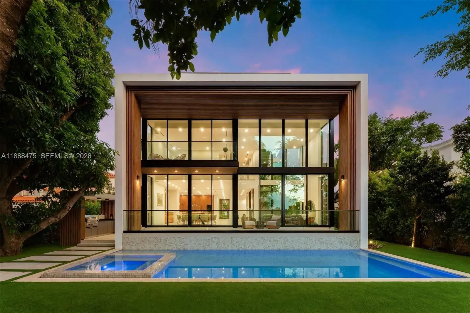 5 bedroom 6 bath Residential for sale at 3114 Prairie Ave, Miami Beach FL 33140