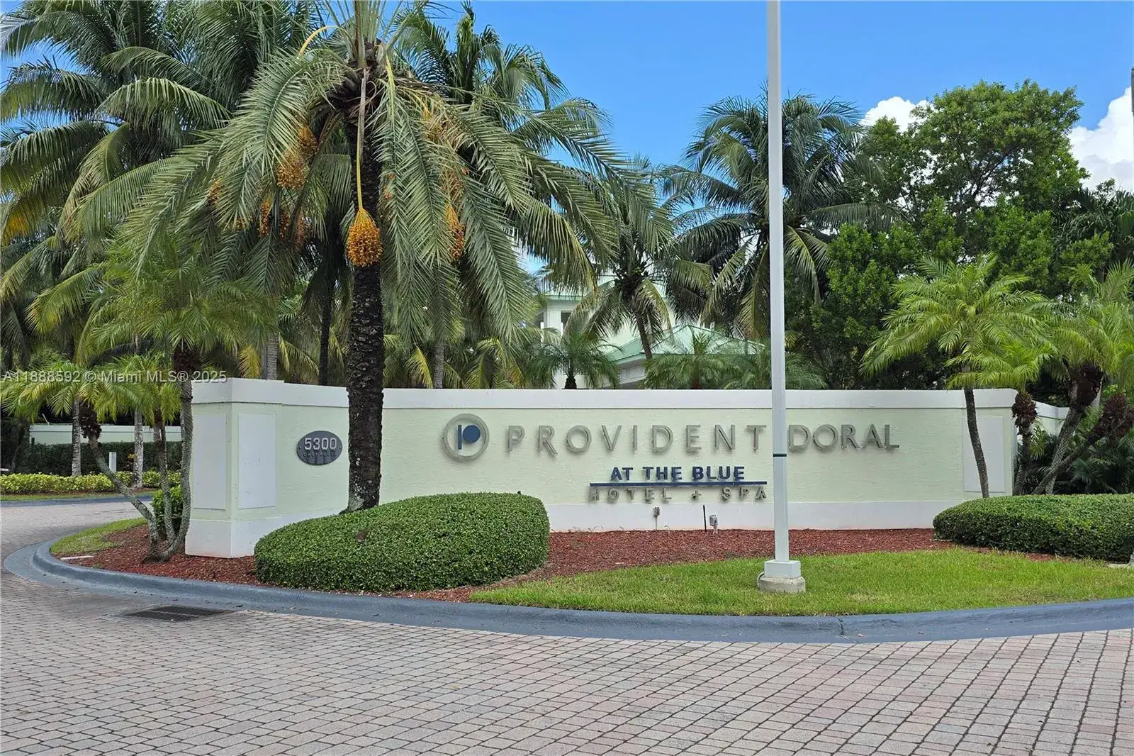 3 bedroom 4 bath Residential for sale at 5300 NW 87th Ave # 1212, Doral FL 33178