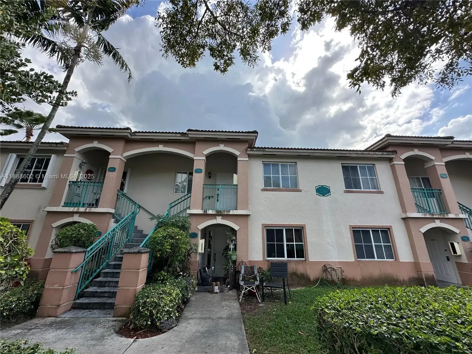2 bedroom 2 bath Residential for sale at 1260 SE 29th St # 59, Homestead FL 33035