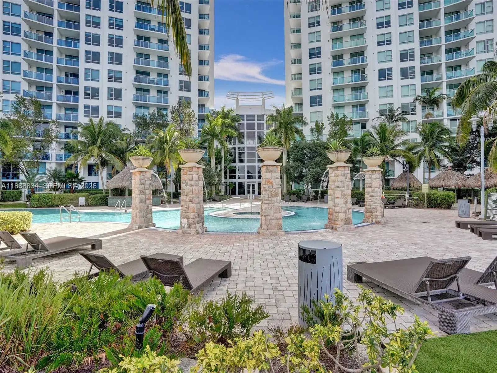 2 bedroom 2 bath Residential Lease for rent at 2681 N Flamingo Rd # 605S, Sunrise FL 33323