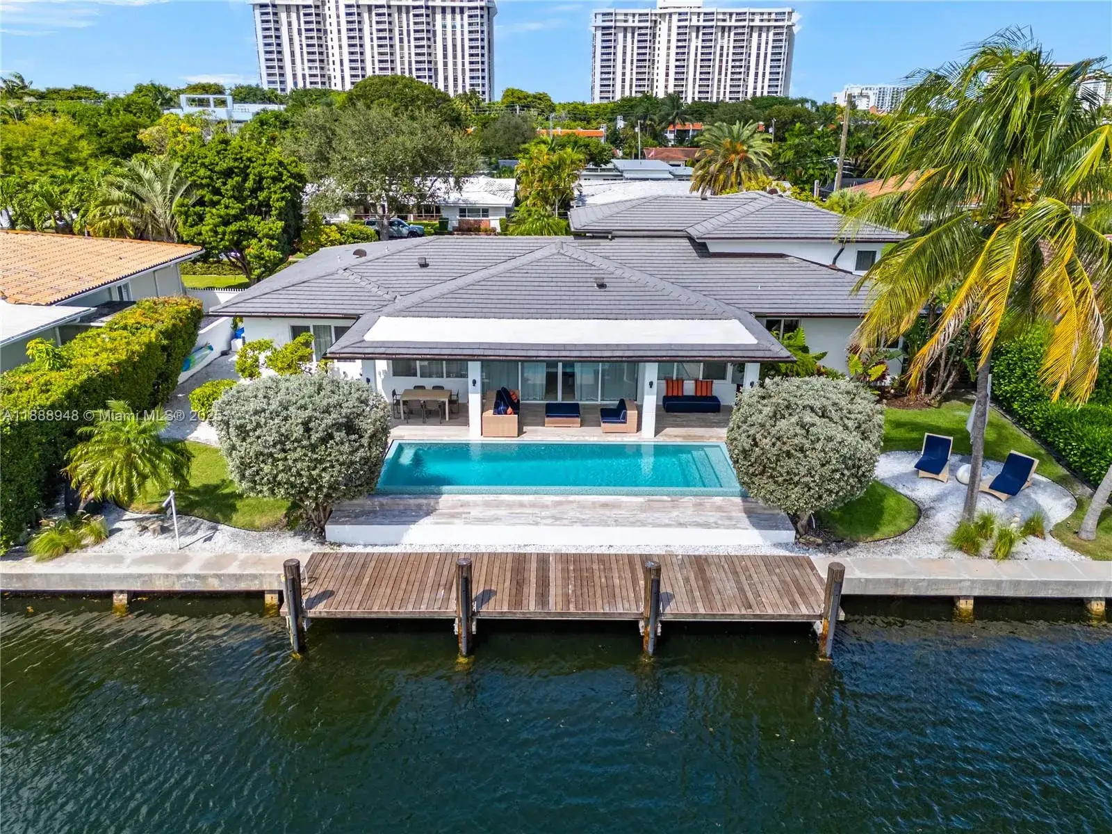 4 bedroom 4 bath Residential for sale at 1370 NE 103rd St, Miami Shores FL 33138