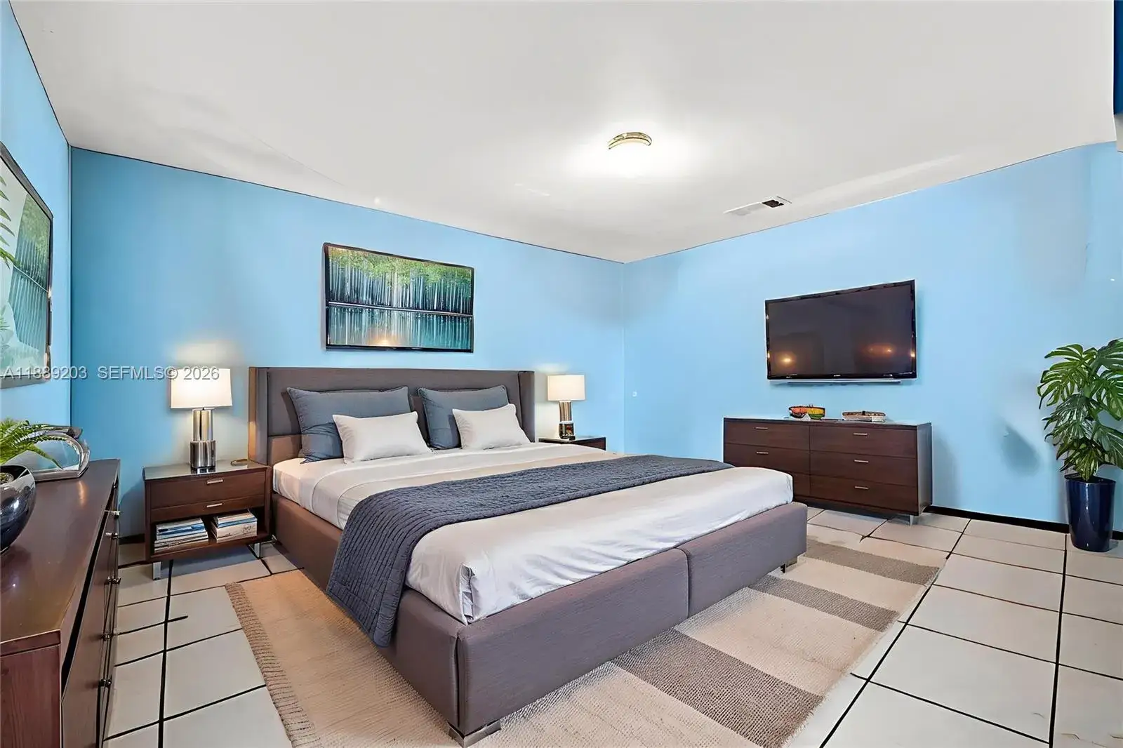 3 bedroom 3 bath Residential for sale at 1024 n 24th Ave, Hollywood FL 33020