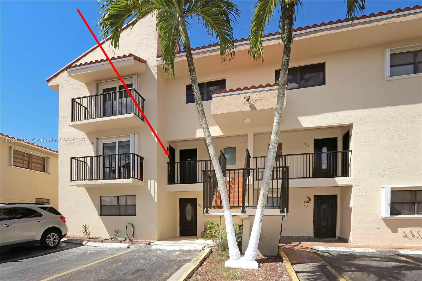 3 bedroom 2 bath Residential Lease for rent at 5530 W 26th Ct # 201, Hialeah FL 33016