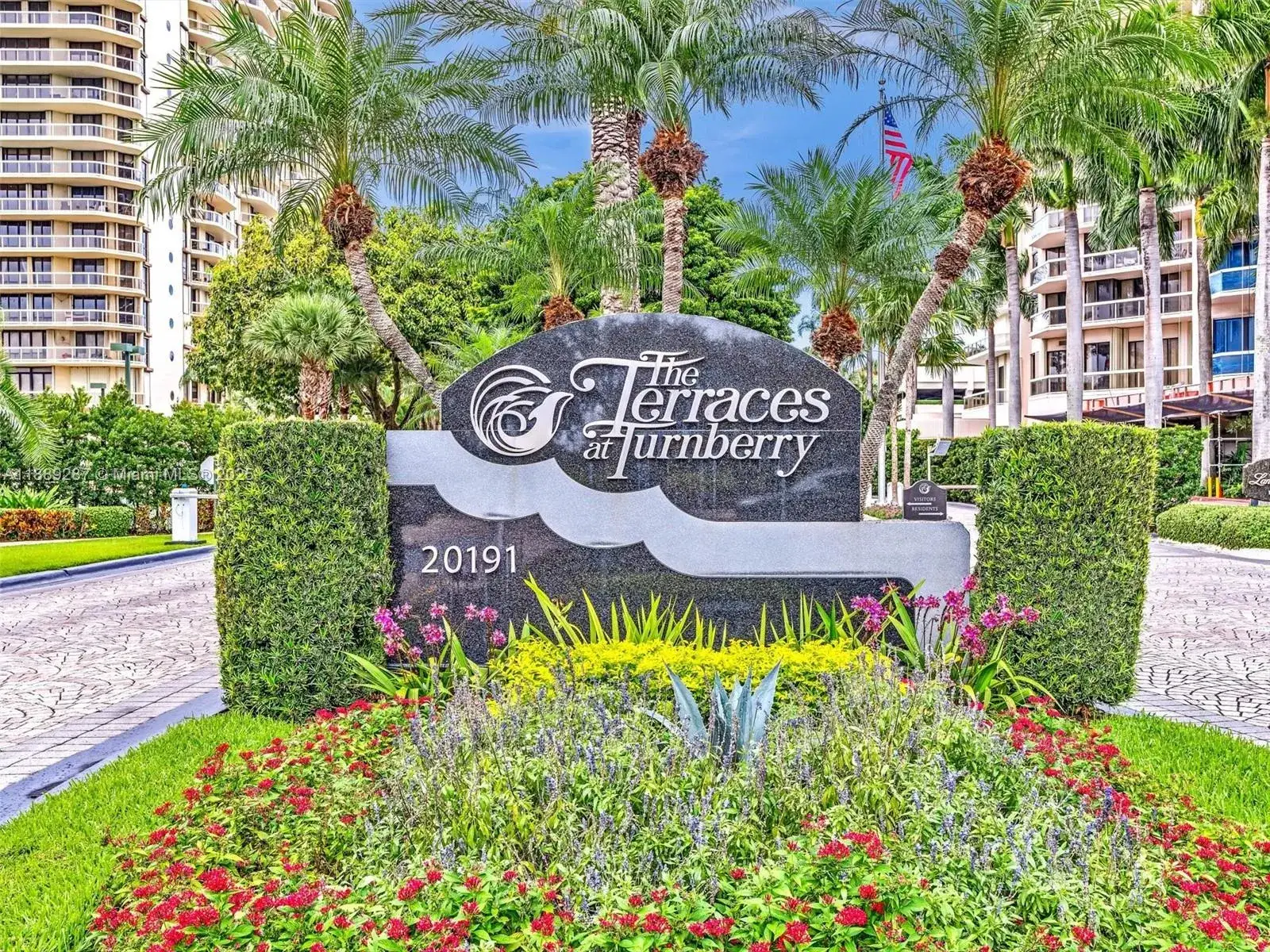 2 bedroom 2 bath Residential for sale at 20191 E Country Club Dr # 511, Aventura FL 33180