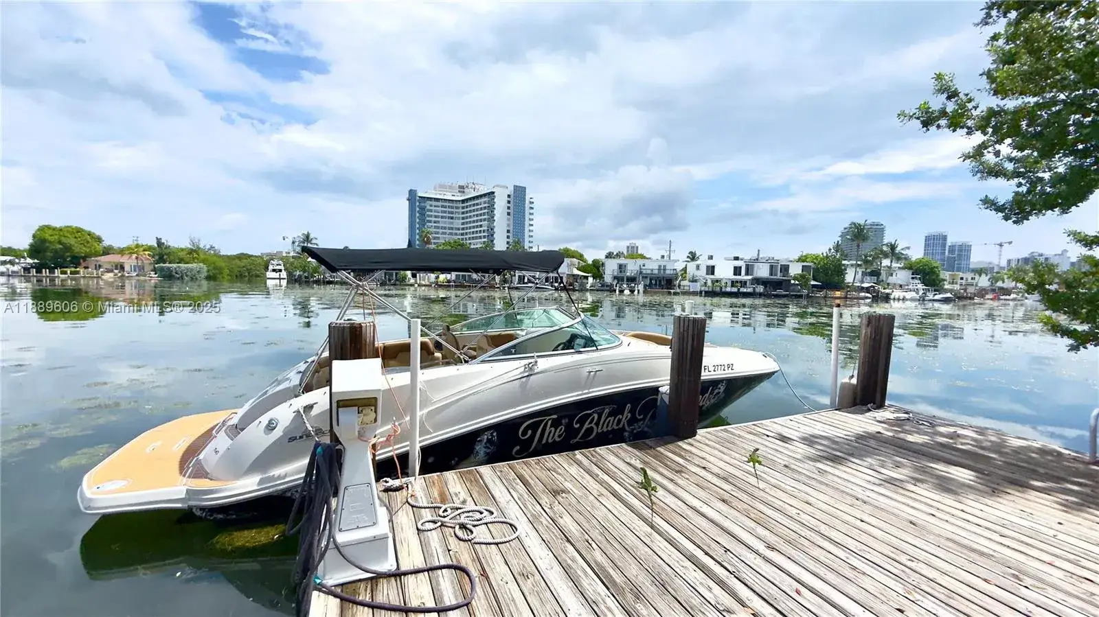1 bedroom 1 bath Residential Lease for rent at 145 N Shore Dr # 3, Miami Beach FL 33141