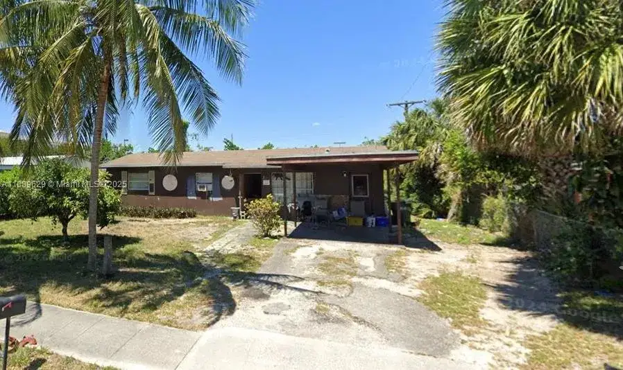 3 bedroom 1 bath Residential for sale at 1111 SW 8th St, Delray Beach FL 33444