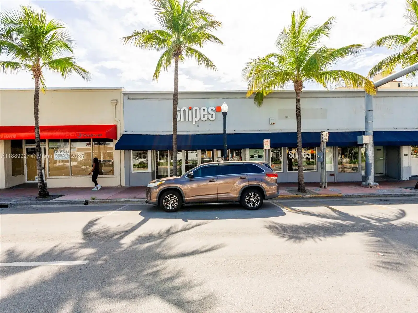 Commercial Sale for sale at 1345 Washington Ave, Miami Beach FL 33139