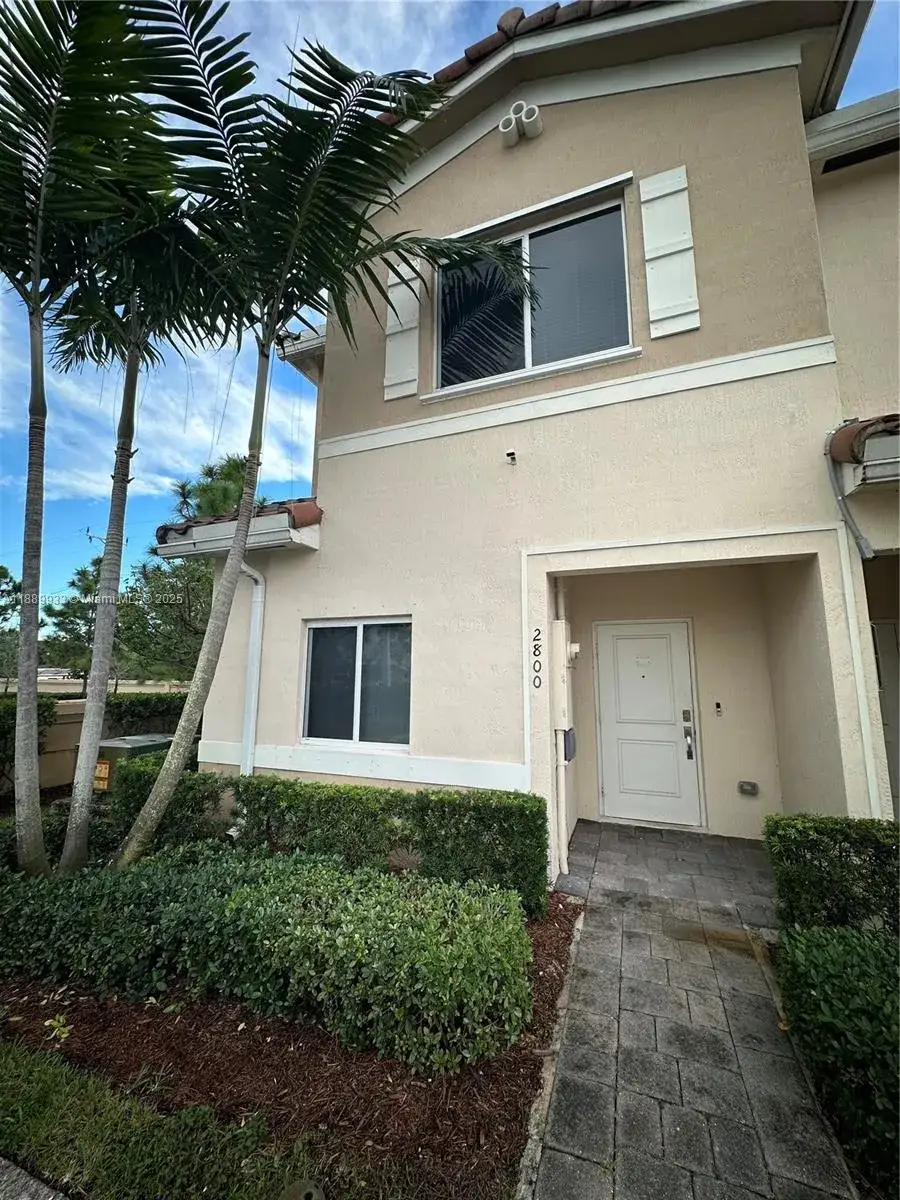 3 bedroom 2 bath Residential for sale at 2800 NW 180th St, Miami Gardens FL 33056