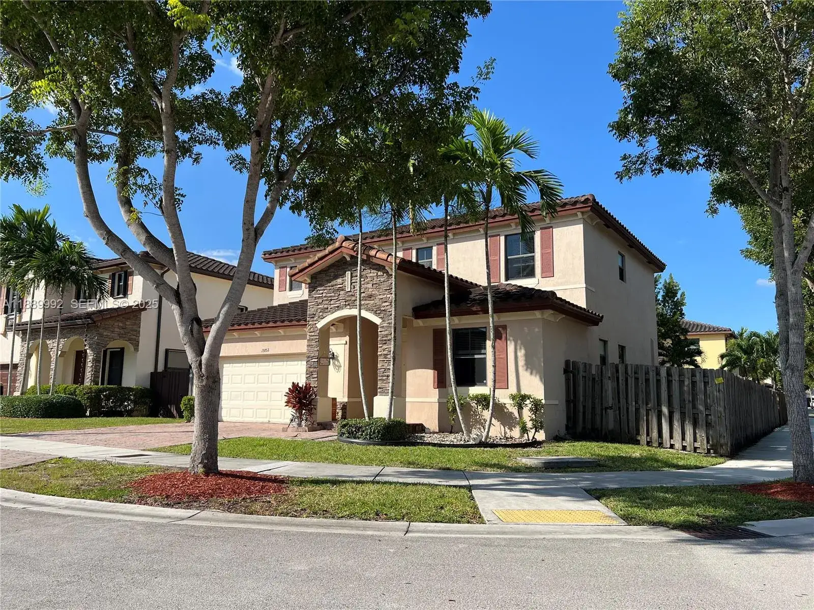 15153 SW 117 TER, Kendall FL 33196