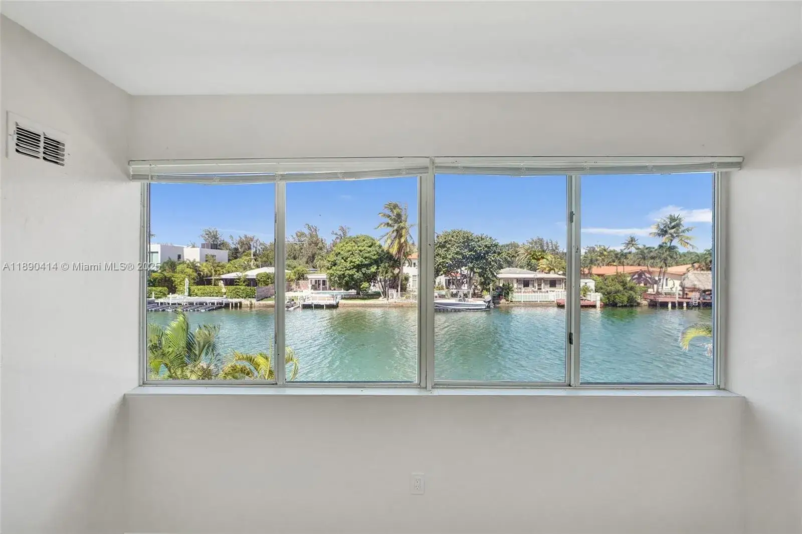 2 bedroom 2 bath Residential Lease for rent at 1945 Calais Dr # 9, Miami Beach FL 33141