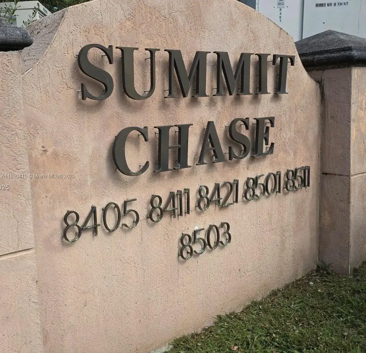 2 bedroom 2 bath Residential Lease for rent at 8405 NW 8th St # 311, Miami FL 33126