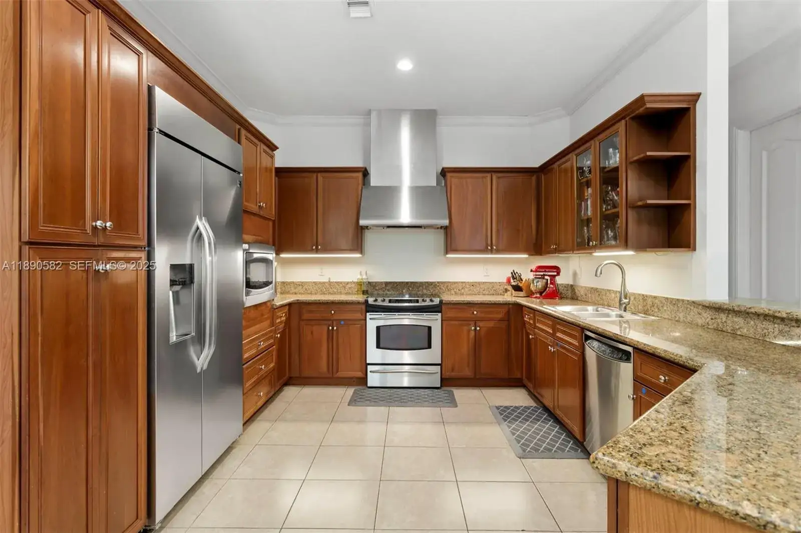 4 bedroom 3 bath Residential Lease for rent at 9339 SW 98th Pl, Miami FL 33176