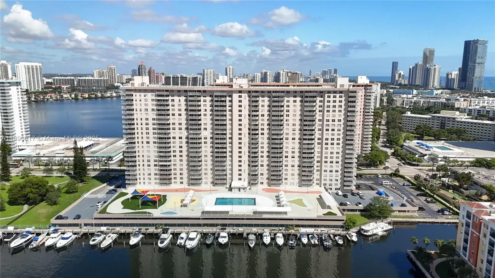 2 bedroom 2 bath Residential for sale at 250 174th St # 1211, Sunny Isles Beach FL 33160