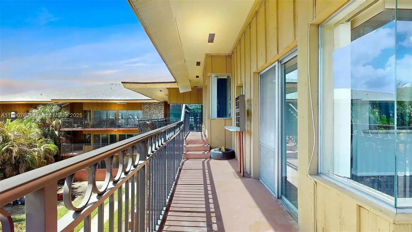 2 bedroom 2 bath Residential for sale at 4850 SW 63rd Ter # 131, Davie FL 33314