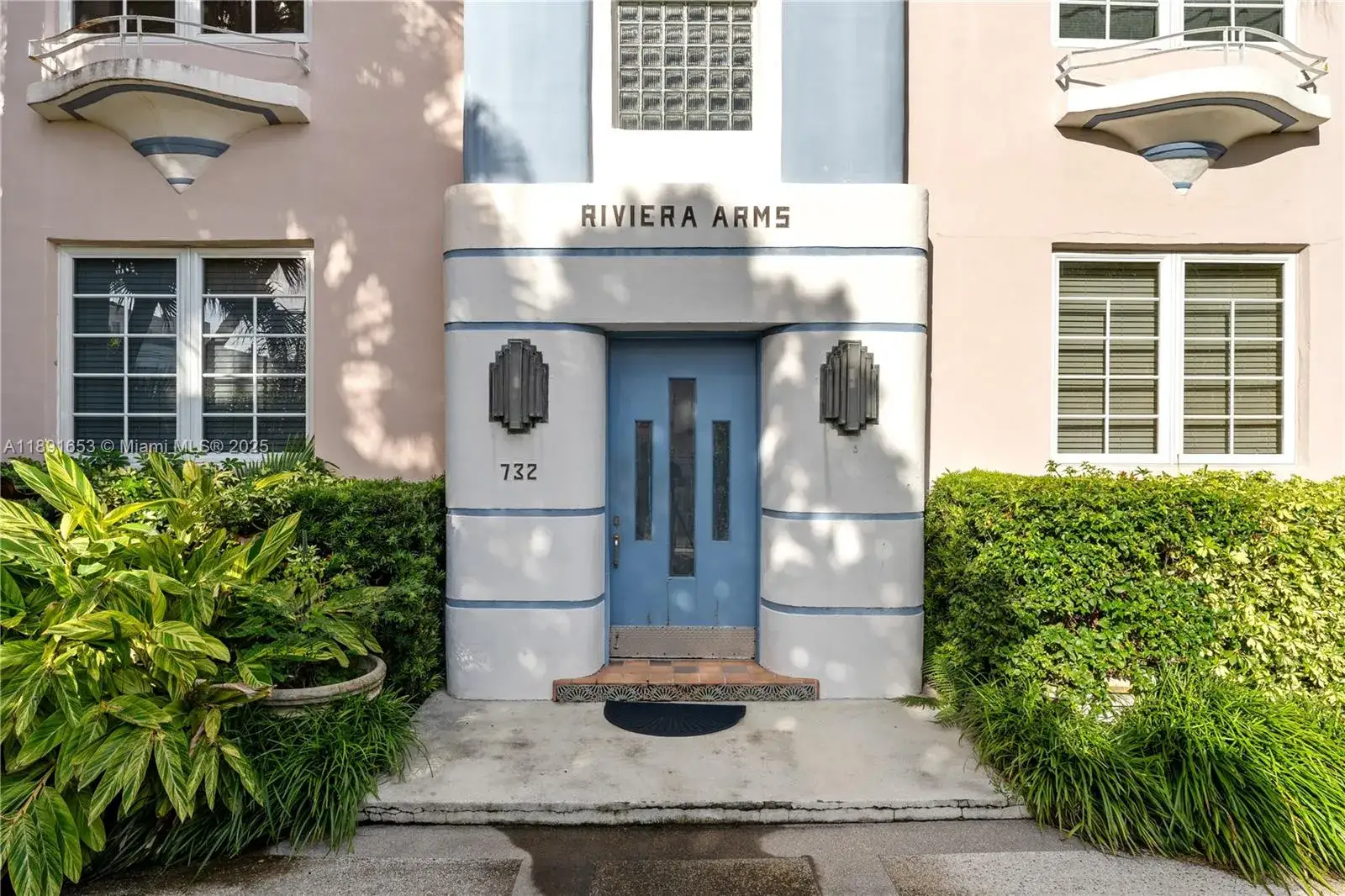 1 bedroom 1 bath Residential Lease for rent at 732 Euclid Ave # 3, Miami Beach FL 33139