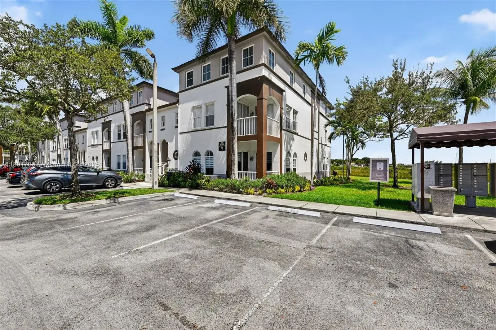3 bedroom 2 bath Residential Lease for rent at 4361 SW 160th Ave # 210, Miramar FL 33027