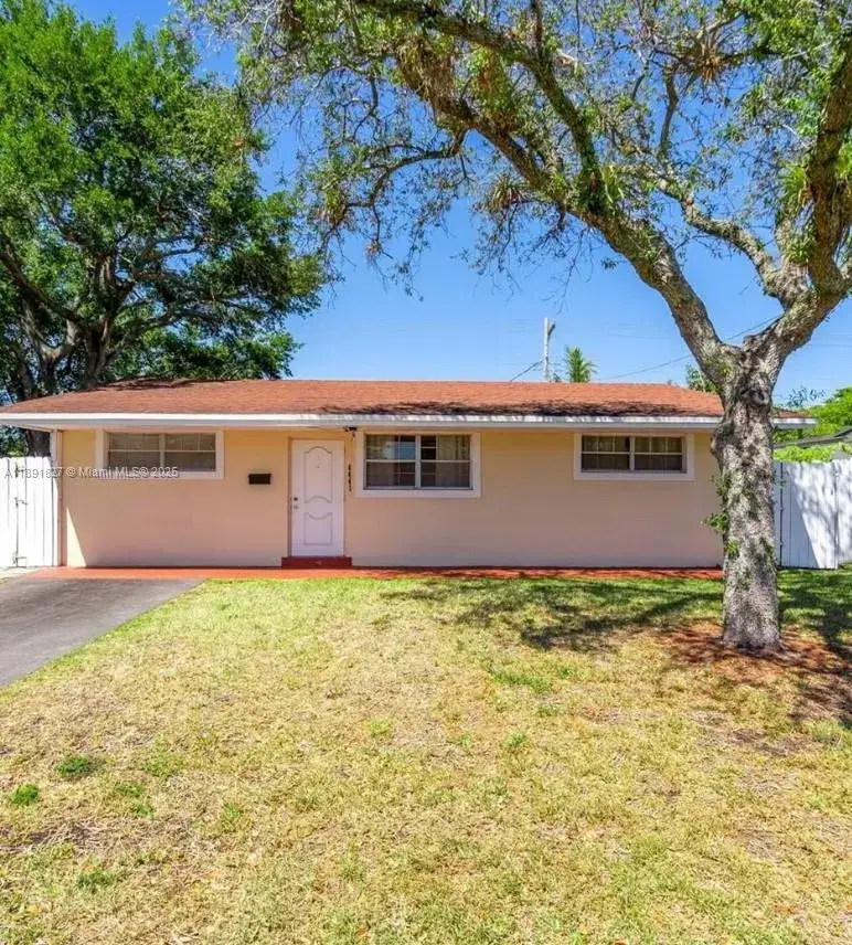 3 bedroom 2 bath Residential for sale at 6441 Allen St, Hollywood FL 33024