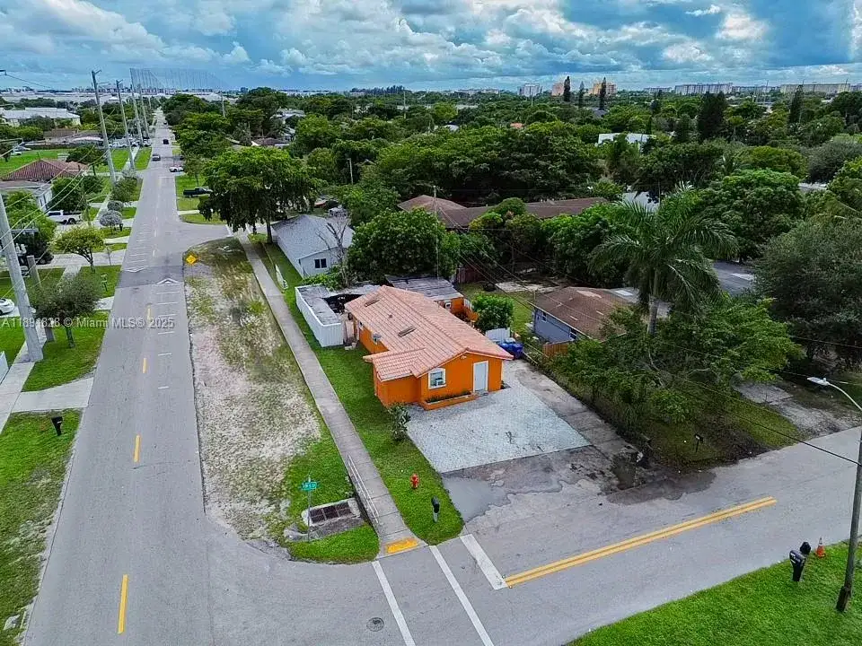 4 bedroom 2 bath Residential for sale at 2112 NW 5th St, Pompano Beach FL 33069