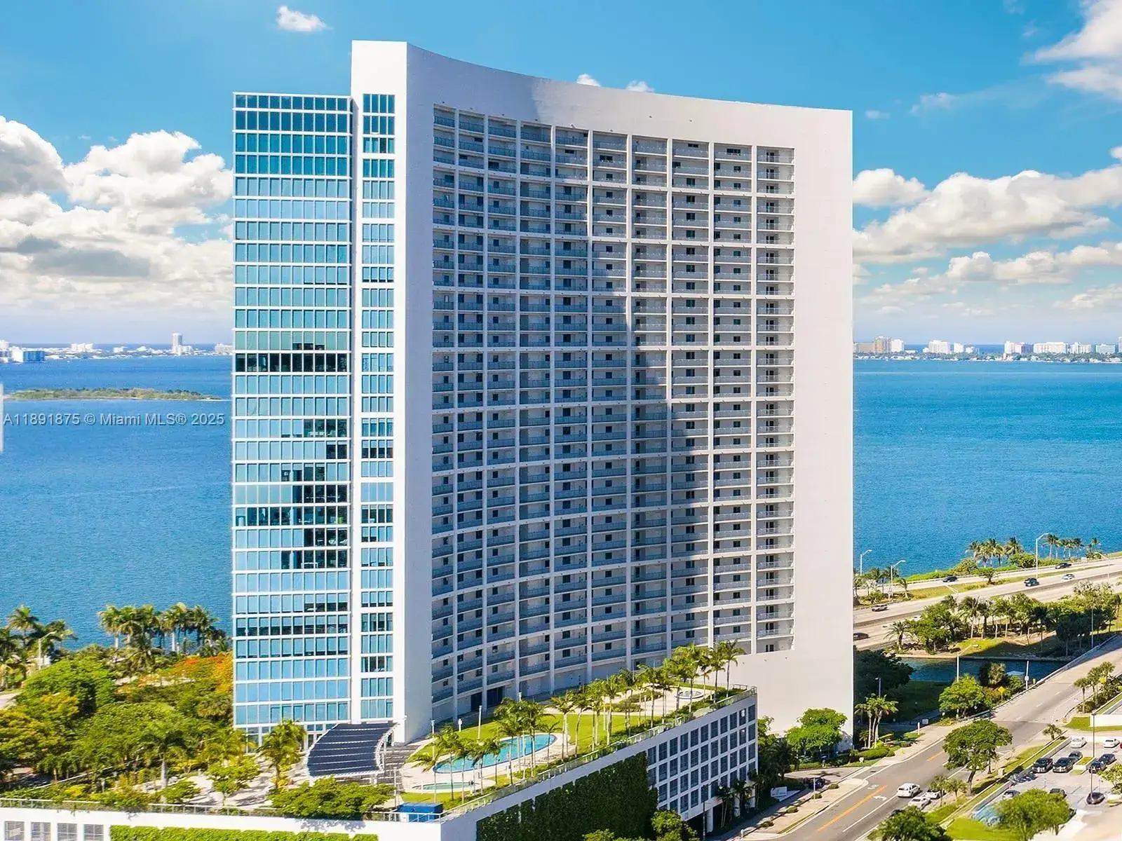 2 bedroom 2 bath Residential for sale at 601 NE 36th St # 2206, Miami FL 33137