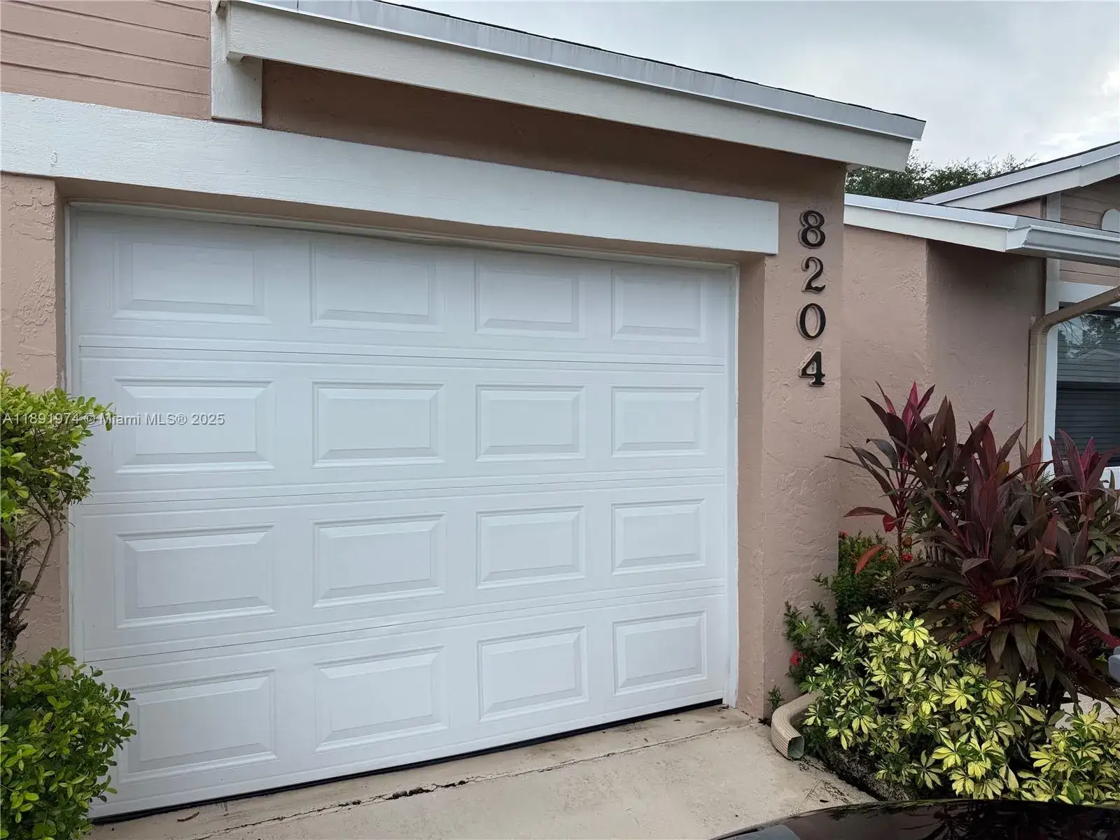 2 bedroom 2 bath Residential for sale at 8204 Summerbreeze Ln, Boca Raton FL 33496