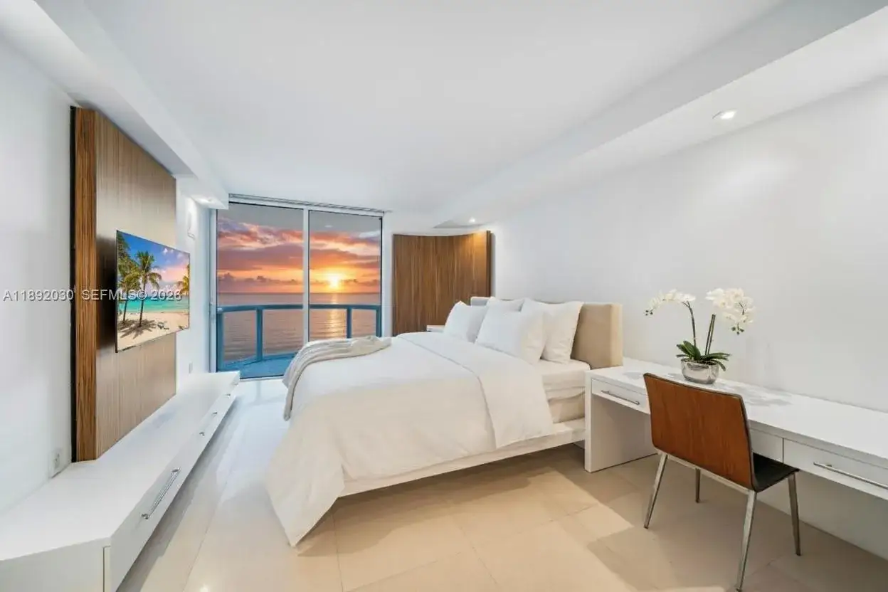 3 bedroom 2 bath Residential for sale at 6365 Collins Ave # 2901, Miami Beach FL 33141
