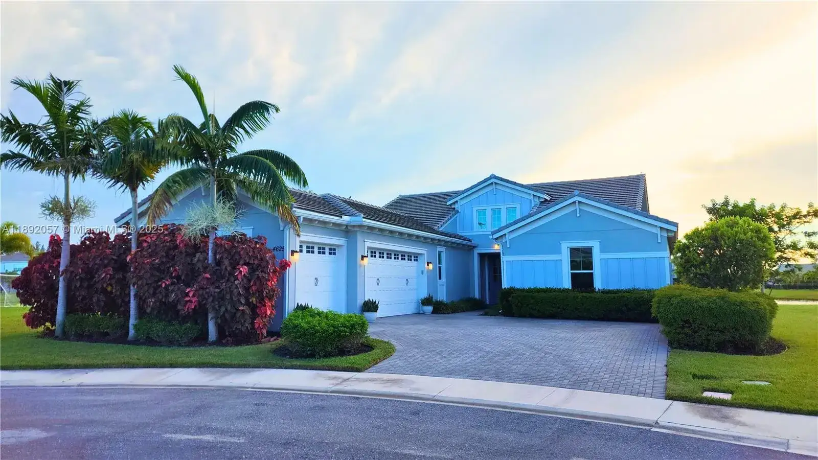 4 bedroom 3 bath Residential for sale at 4625 Citrus Blossom Ct, Westlake FL 33470