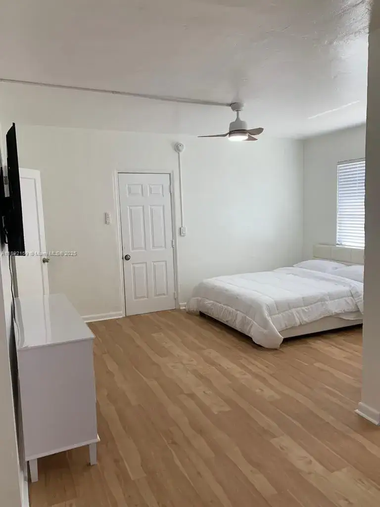 2 bedroom 2 bath Residential Lease for rent at 545 Michigan Ave # 3, Miami Beach FL 33139