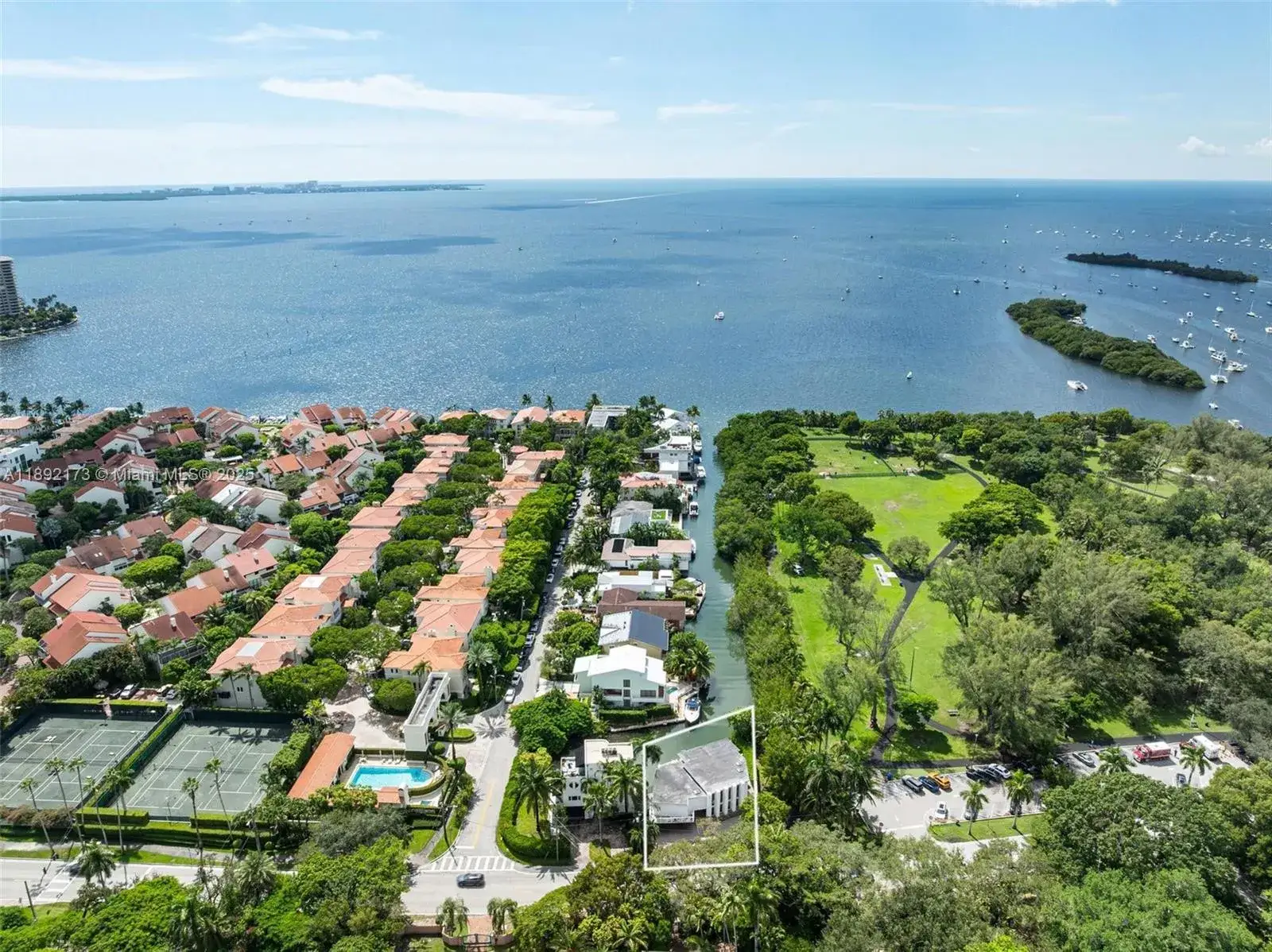 4 bedroom 4 bath Residential for sale at 2120 S Bayshore Dr, Miami FL 33133