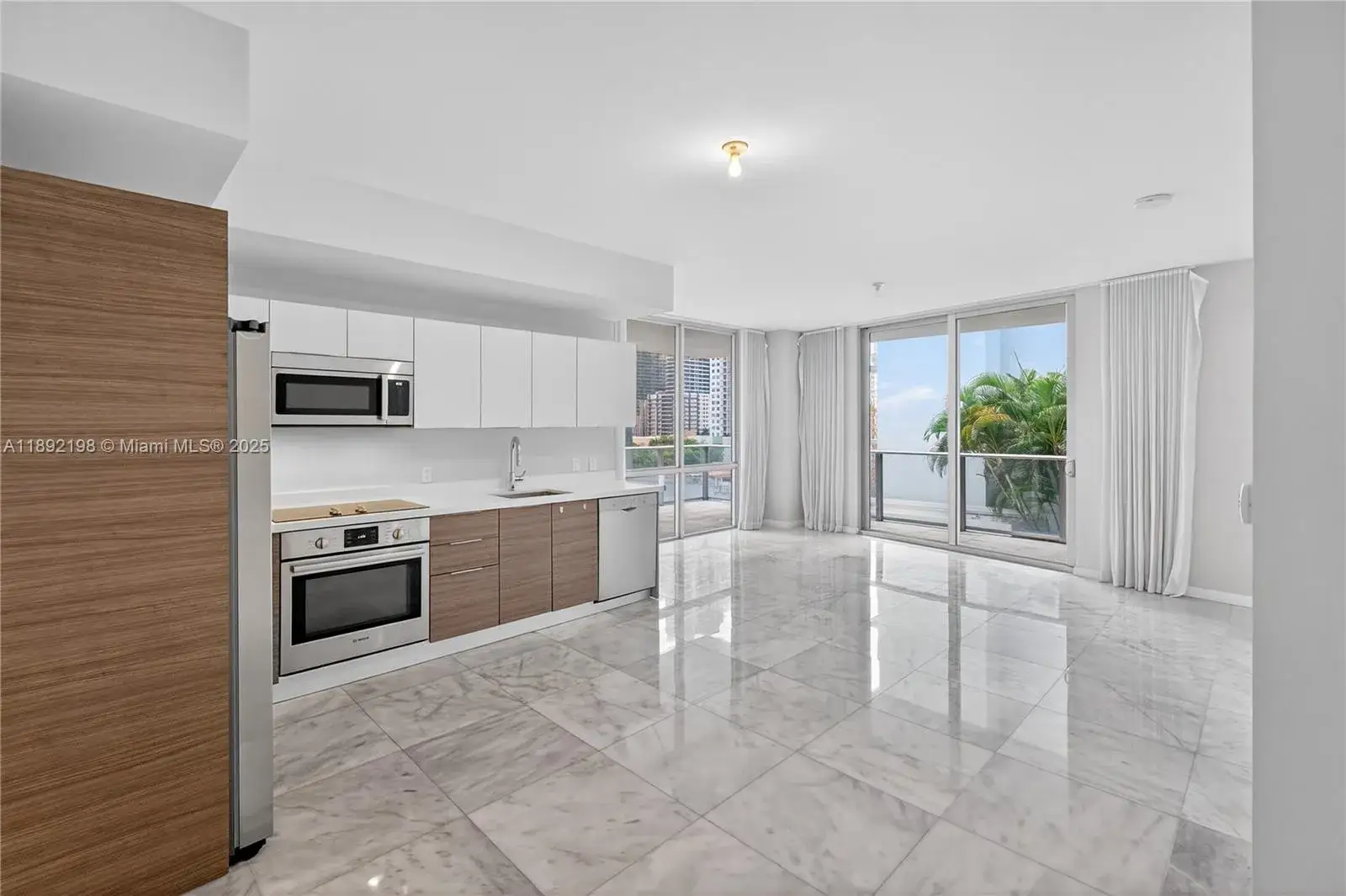 3 bedroom 2 bath Residential for sale at 1010 SW 2nd Ave # 603, Miami FL 33130