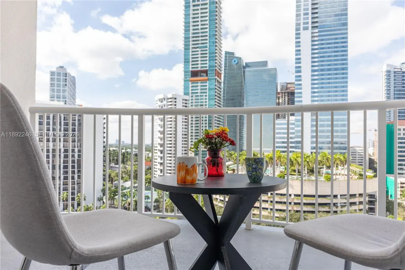 2 bedroom 2 bath Residential for sale at 1420 Brickell Bay Dr # 1506D, Miami FL 33131
