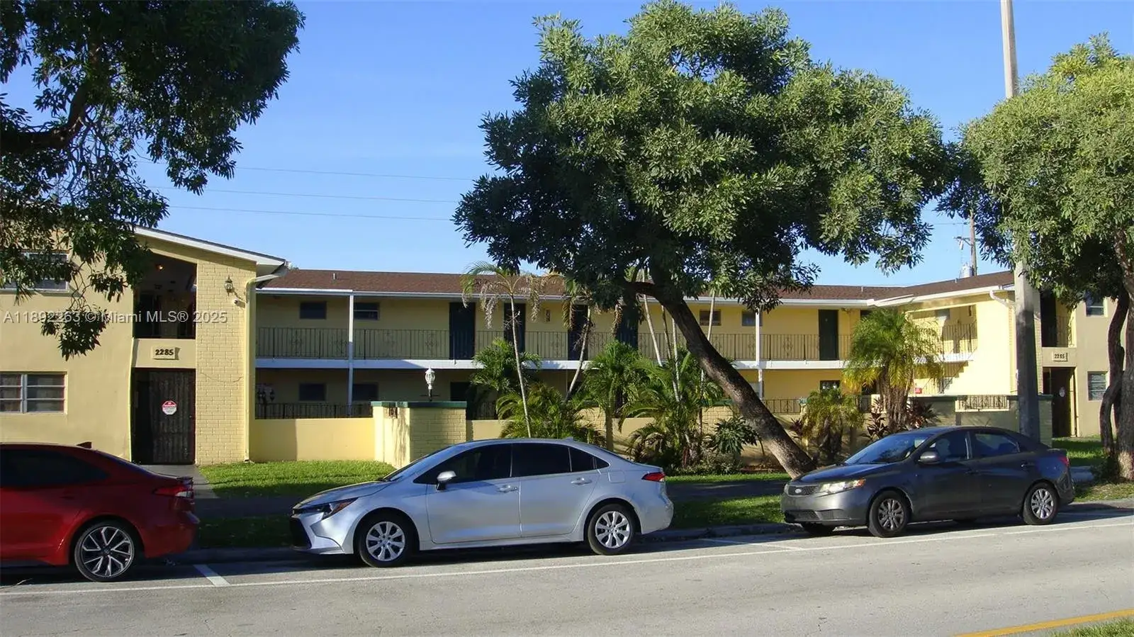 Commercial Sale for sale at 2285 NE 172nd St, North Miami Beach FL 33160