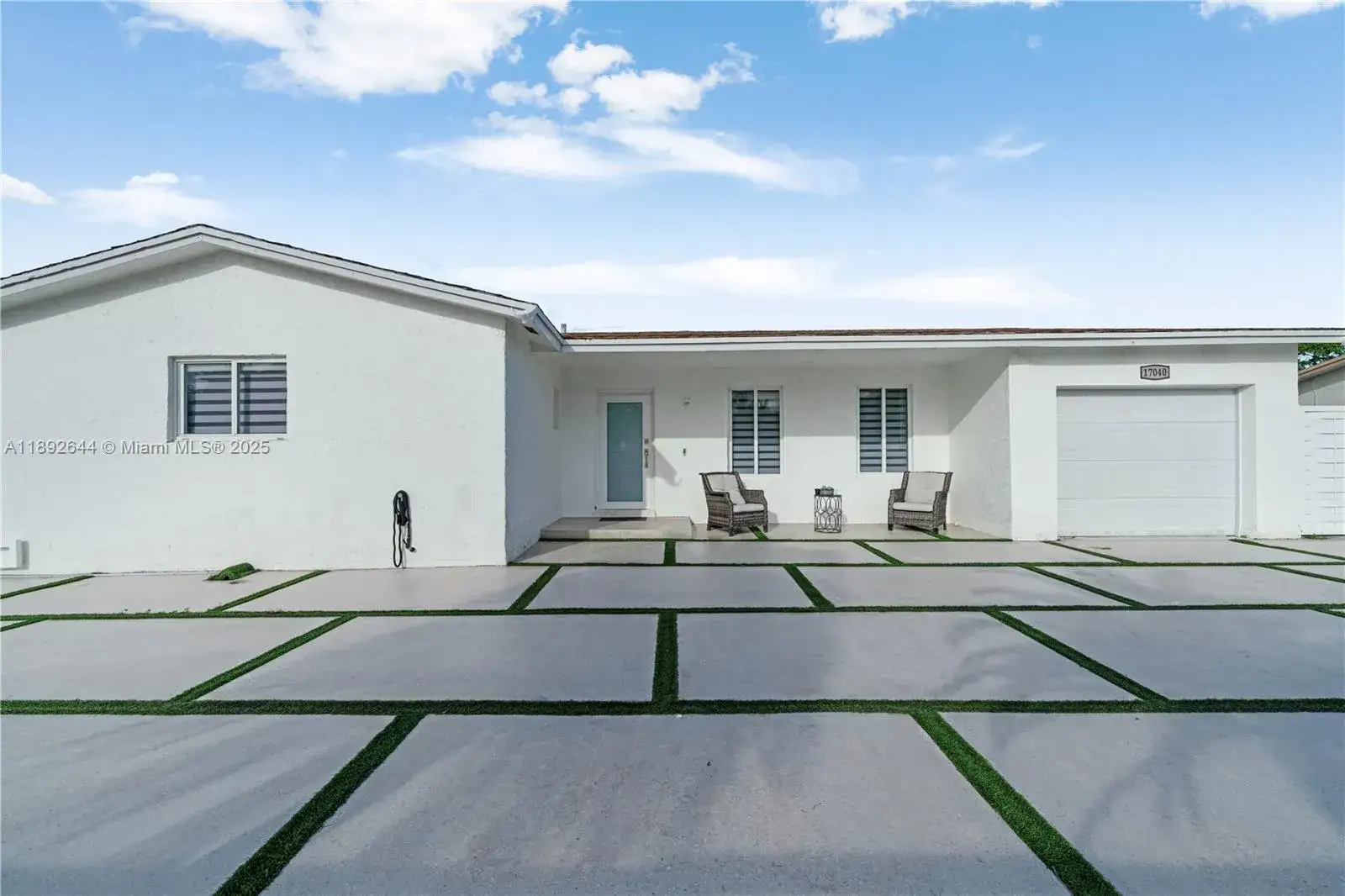 3 bedroom 2 bath Residential for sale at 17040 SW 107th Ct, Miami FL 33157