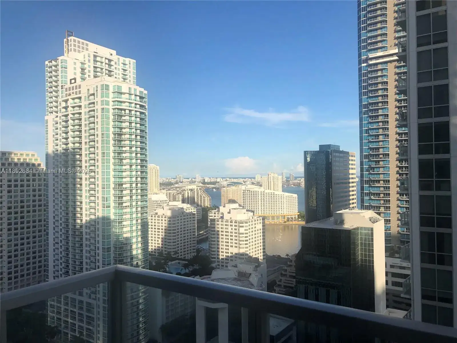 1 bedroom 1 bath Residential for sale at 1050 Brickell Ave # 2910, Miami FL 33131