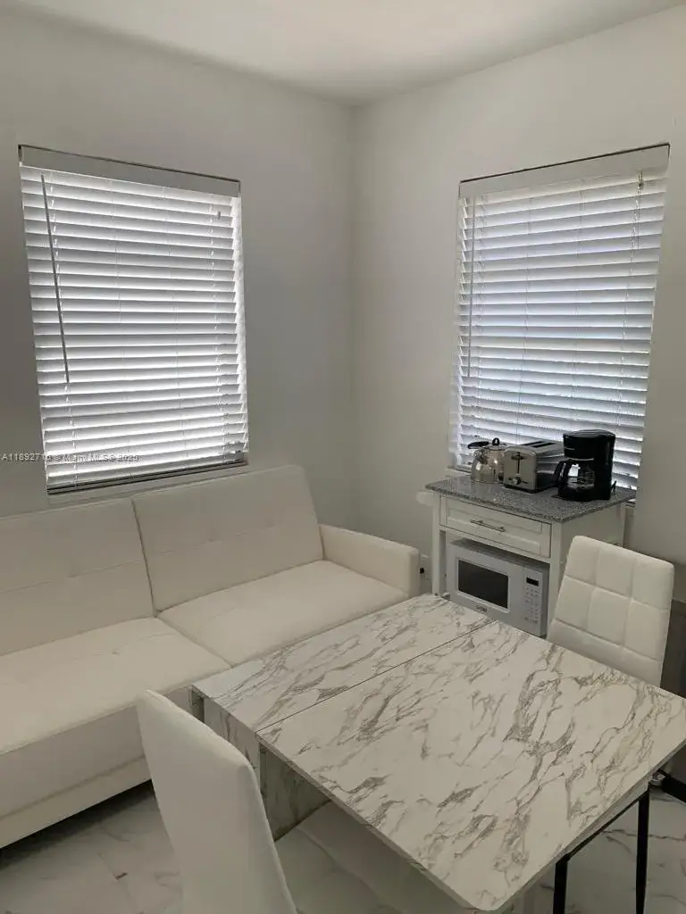 1 bedroom 1 bath Residential Lease for rent at 545 Michigan Ave # 8, Miami Beach FL 33139