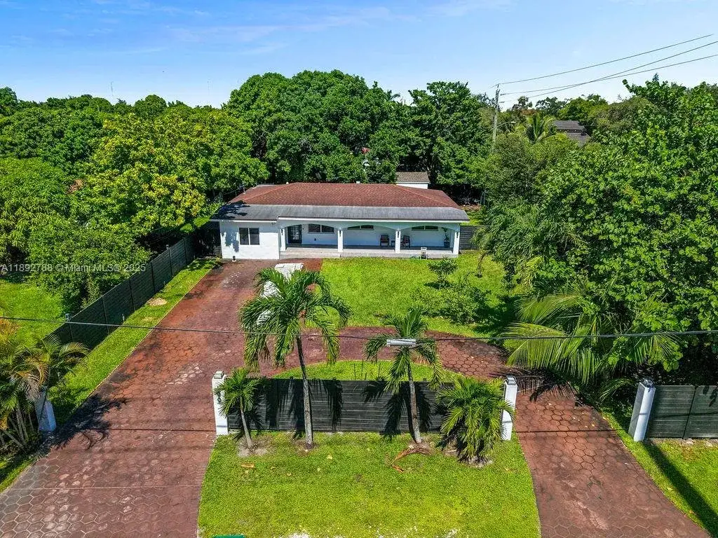 NE 163RD ST, North Miami Beach FL 33162