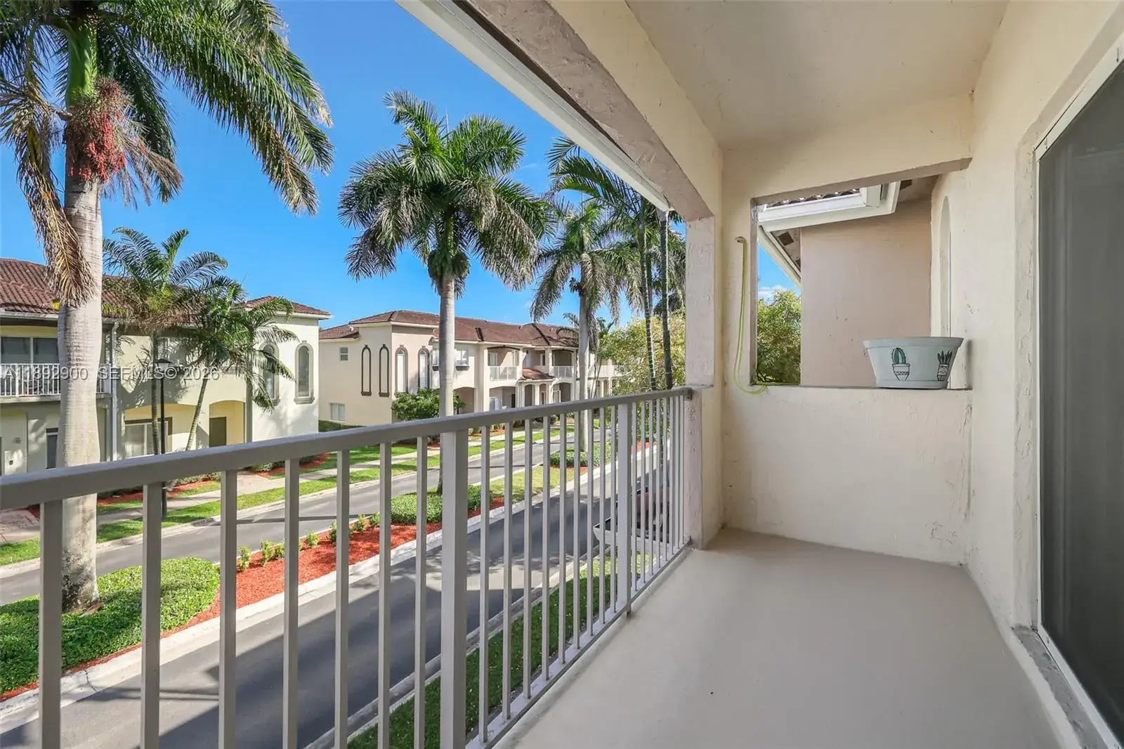 2 bedroom 2 bath Residential for sale at 1947 SE 23rd Rd, Homestead FL 33035