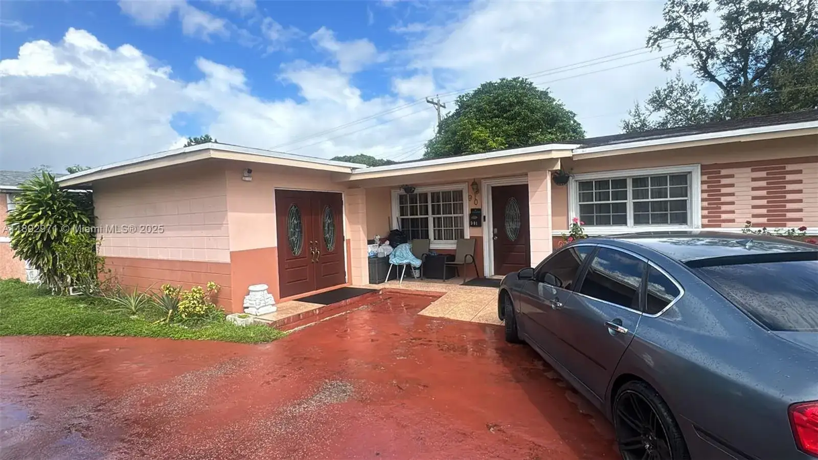 3 bedroom 2 bath Residential for sale at 901 NW 199th St, Miami Gardens FL 33169