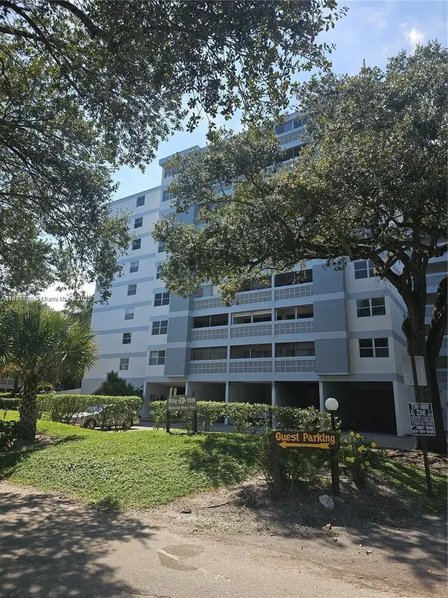 2 bedroom 2 bath Residential Lease for rent at 3301 SPANISH MOSS TE # 708, Lauderhill FL 33319