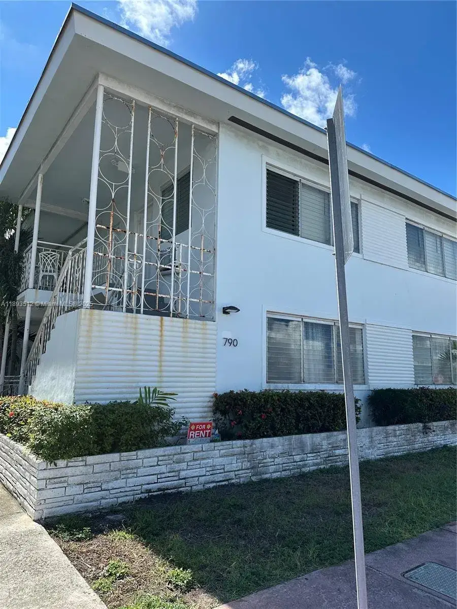 1 bedroom 1 bath Residential Lease for rent at 790 81st St # 3, Miami Beach FL 33141