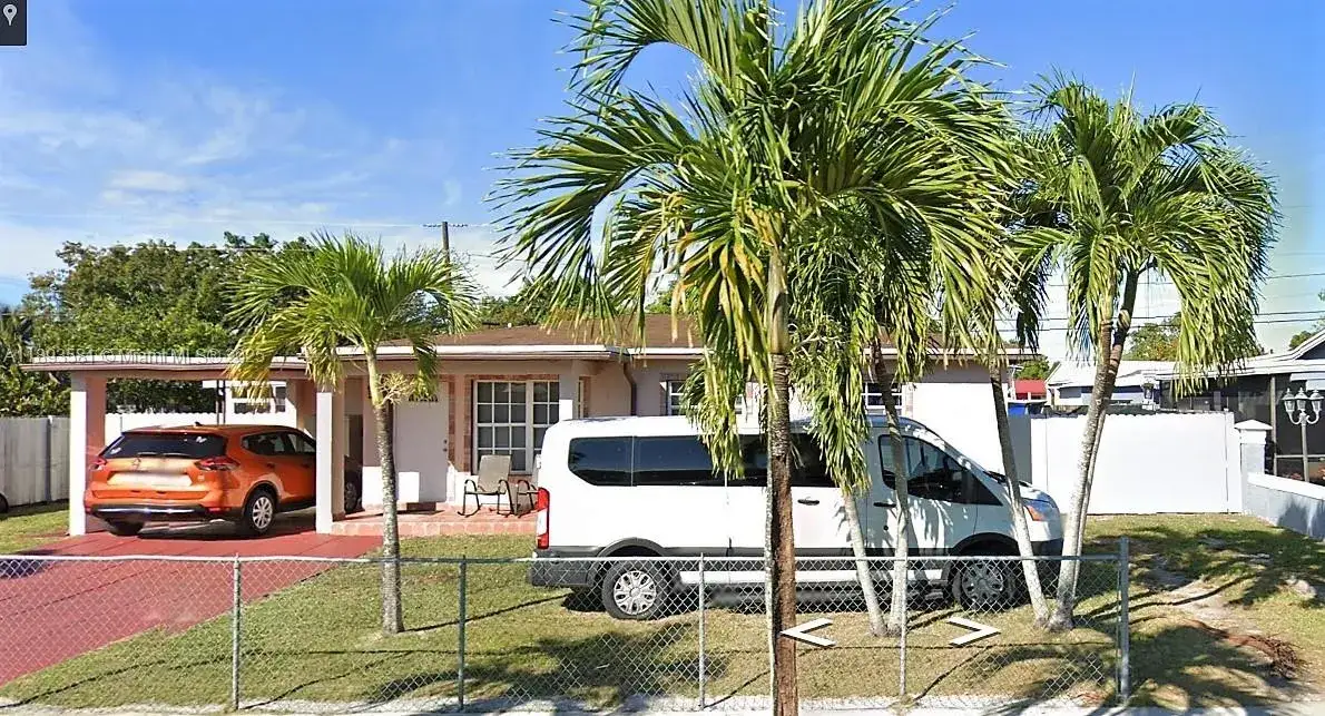 3 bedroom 2 bath Residential for sale at 11875 SW 189th St, Miami FL 33177