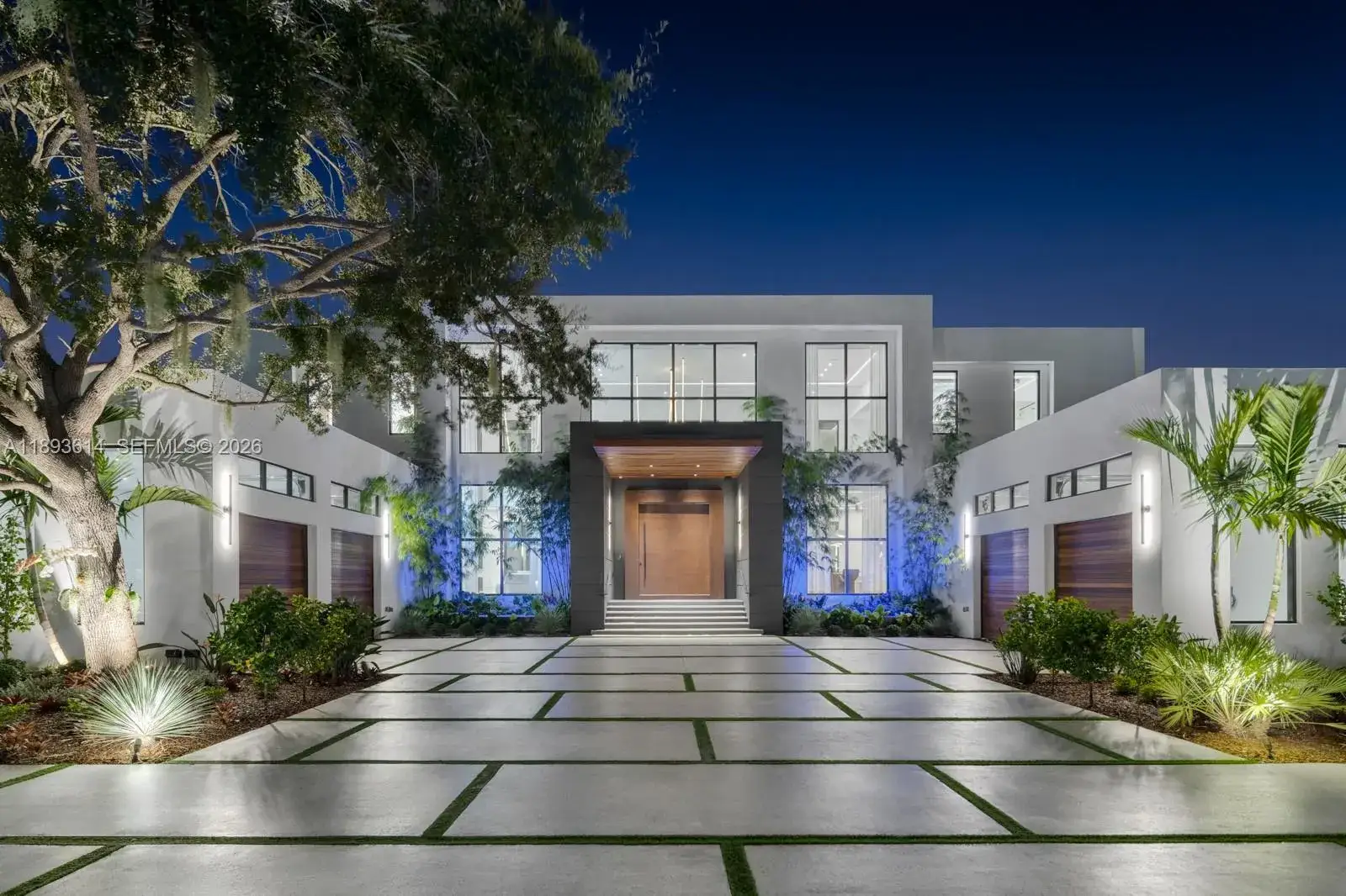 8 bedroom 8 bath Residential for sale at 9900 SW 125th Ave, Miami FL 33186