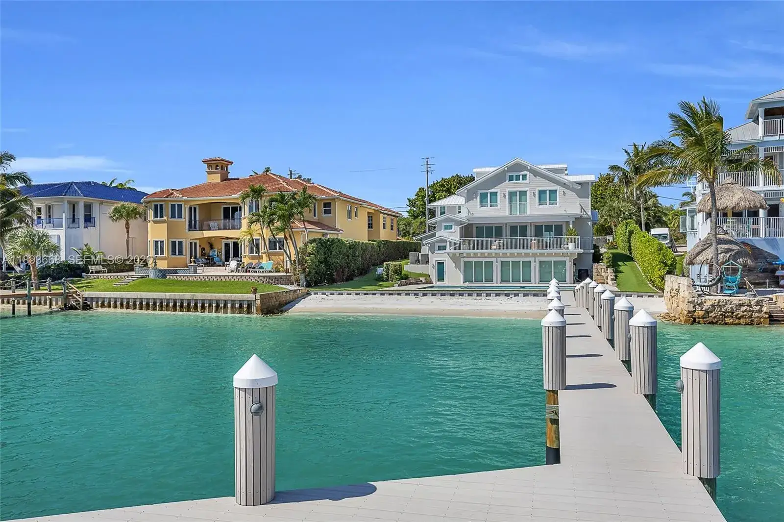 6 bedroom 5 bath Residential for sale at 18119 SE Federal Hwy, Jupiter FL 33469